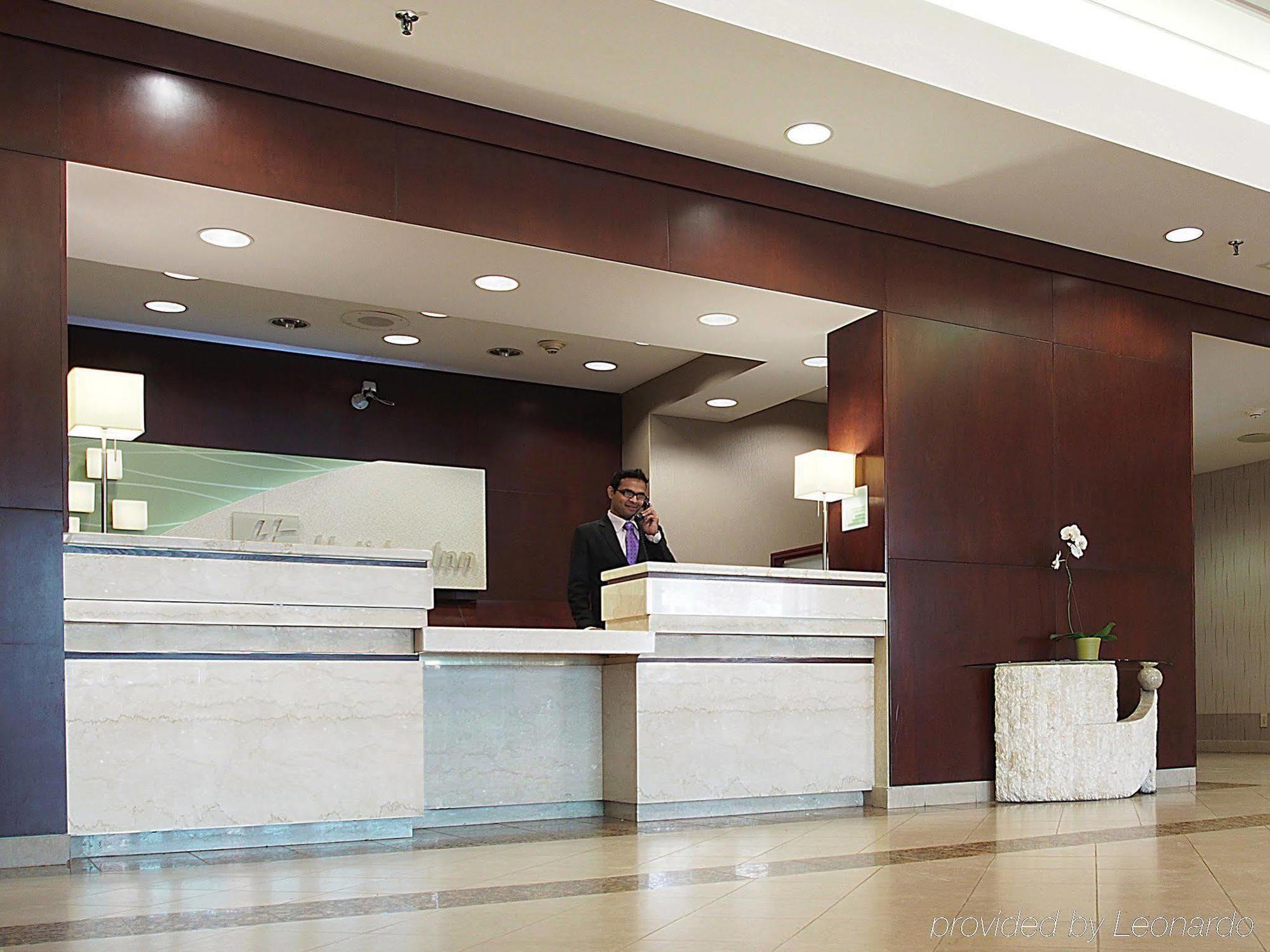 Holiday Inn & Suites Winnipeg Downtown By Ihg Buitenkant foto